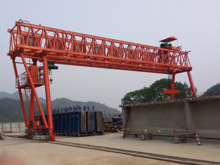 MGG提梁機(jī)